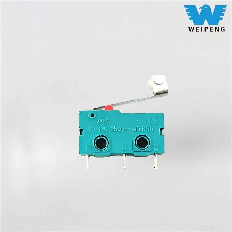 Harremanetarako botoia 5A/125V 250V Helduleku zuzena Hiru pin Bidaia-muga Mikro etengailua